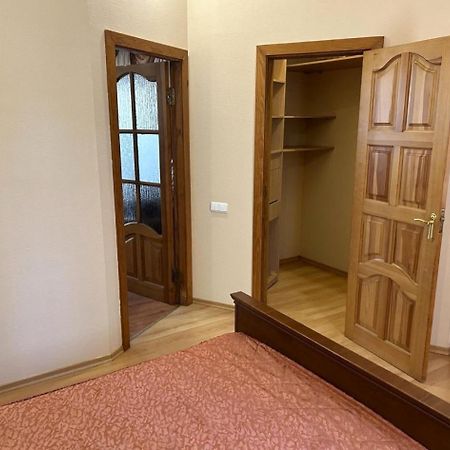 Апартаменти 3-Кімнатні, М. Майдан Незалежності Київ Екстер'єр фото